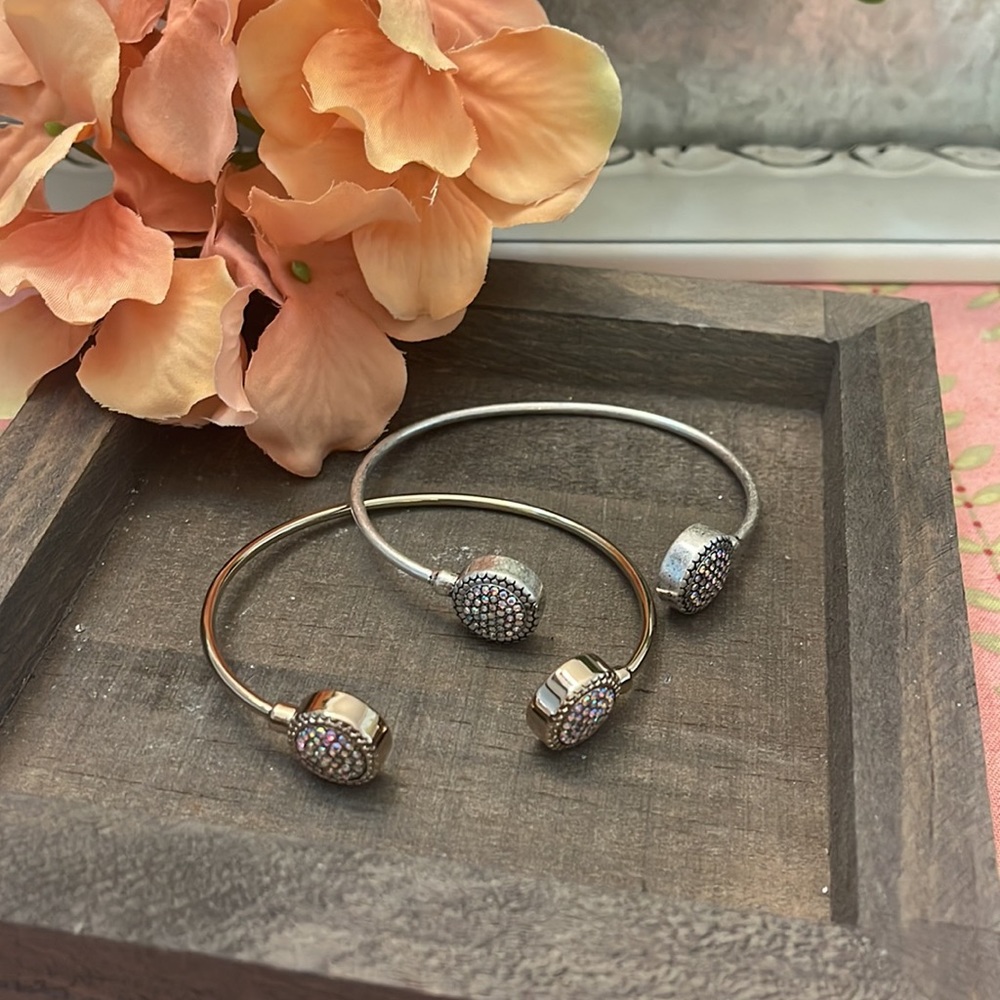 JBloom Double Pace Bangle - Picture 3 of 5